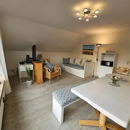 בית נופש Beatles Lounge Comfortable Holiday *